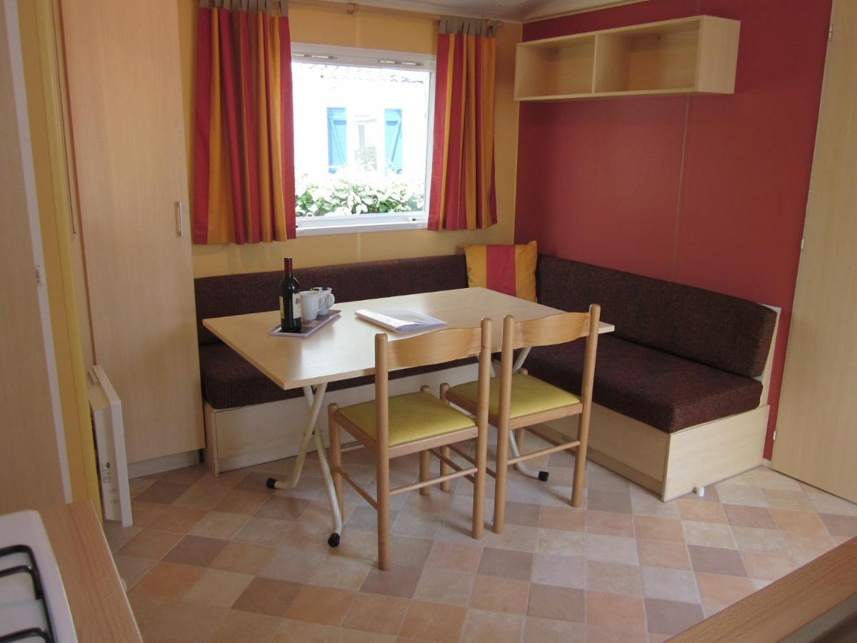 Richards Holidays Jard-sur-Mer Exteriör bild